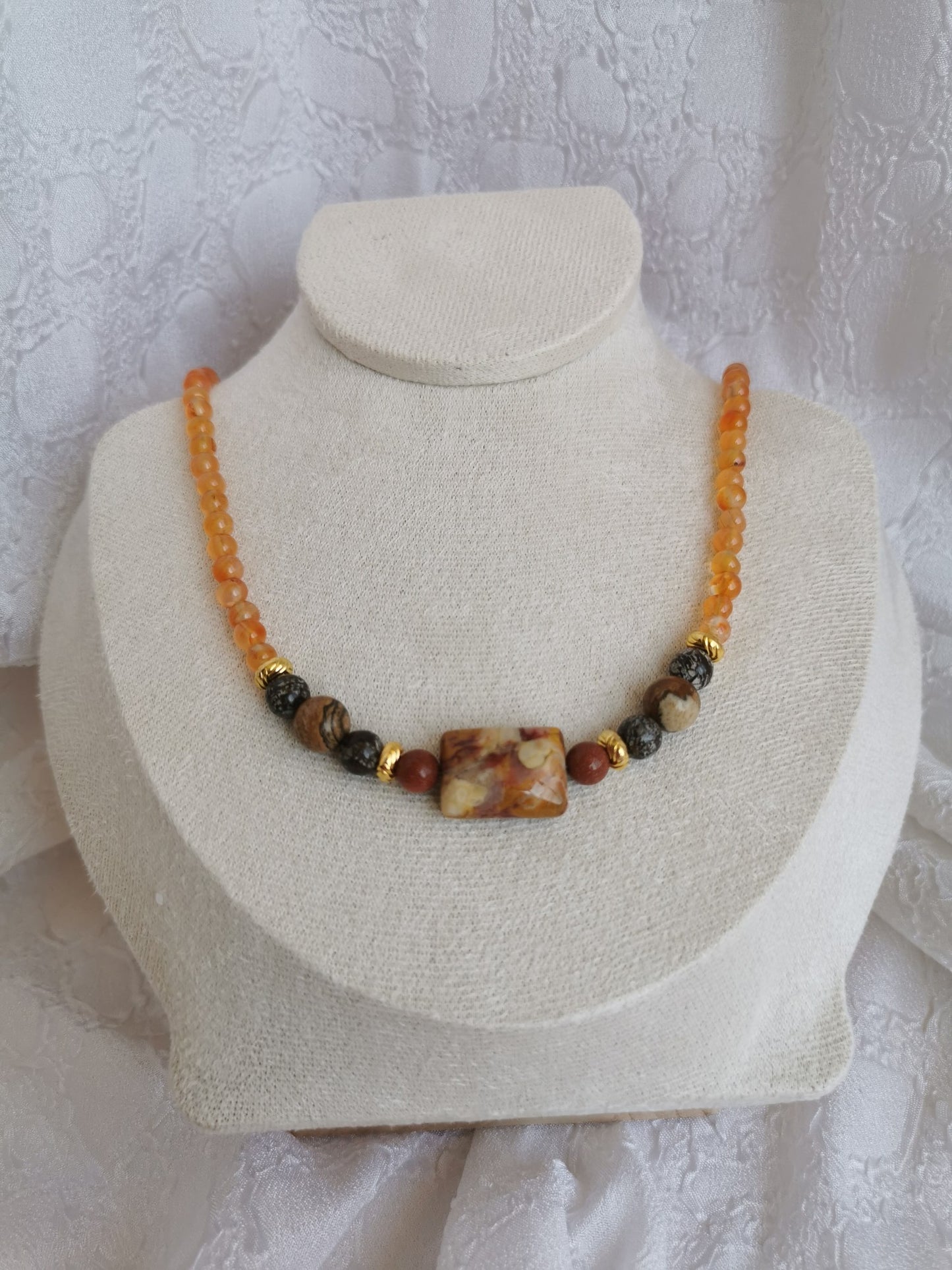 Collier cornaline, jaspe paysage