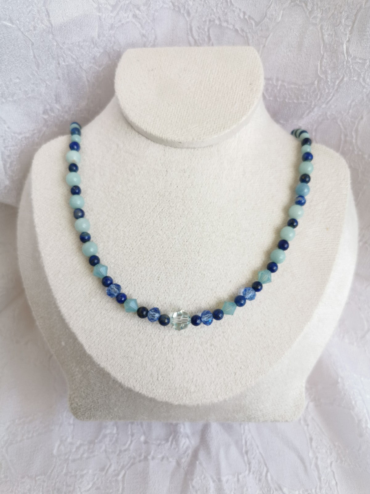 collier en amazonite, lapis lazuli et perles fantaisies facettées