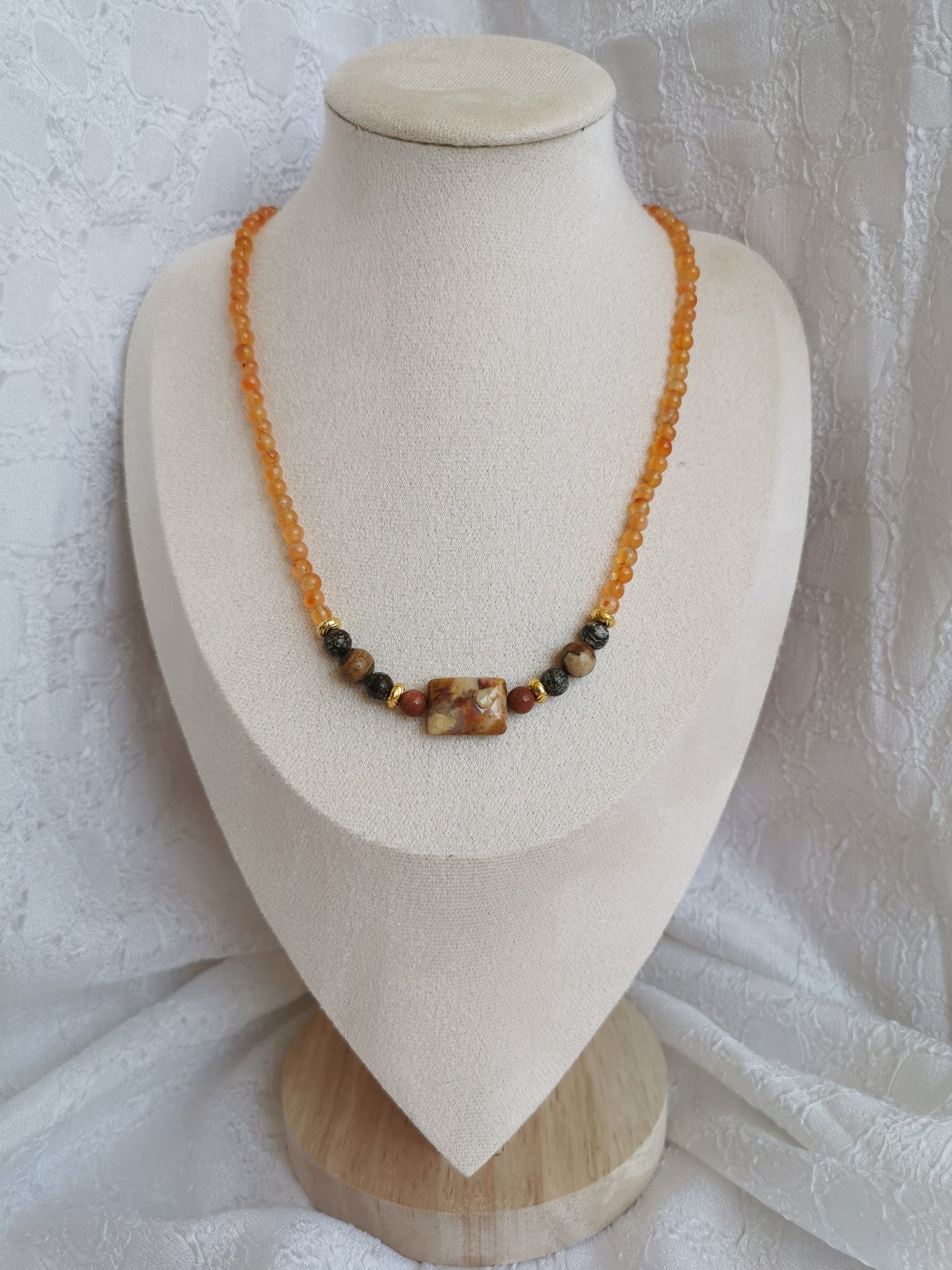 Collier cornaline, jaspe paysage
