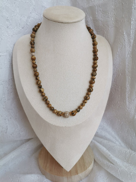 Collier en jaspe paysage